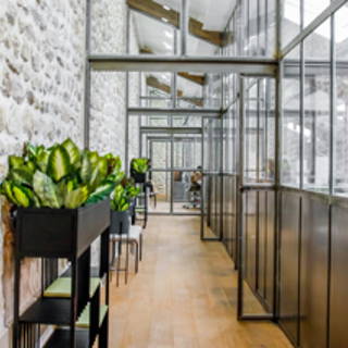 Bureau privé 18 m² 6 postes Coworking Rue Edith Cavell Vitry-sur-Seine 94400 - photo 3
